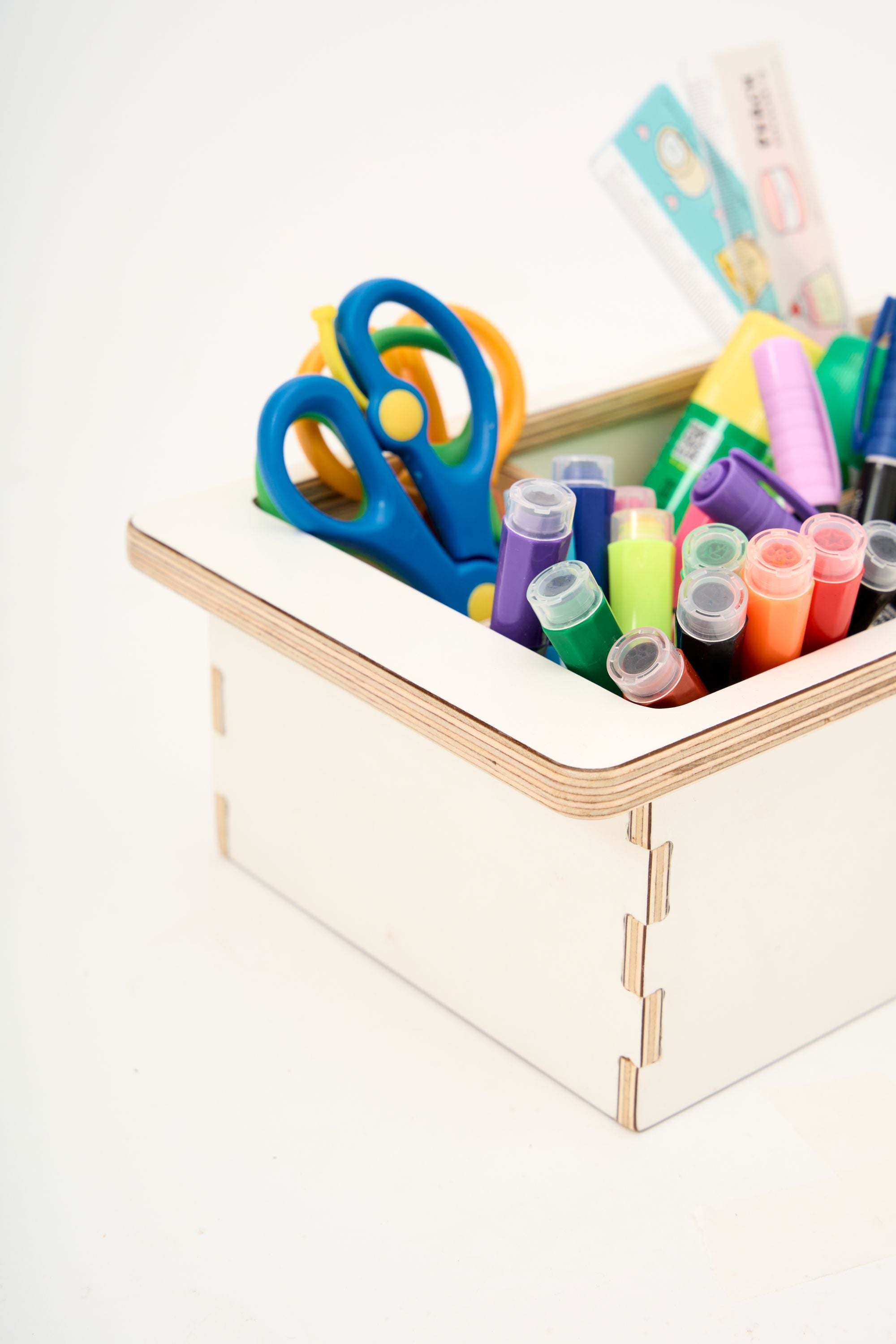 Sosom Pen Holder